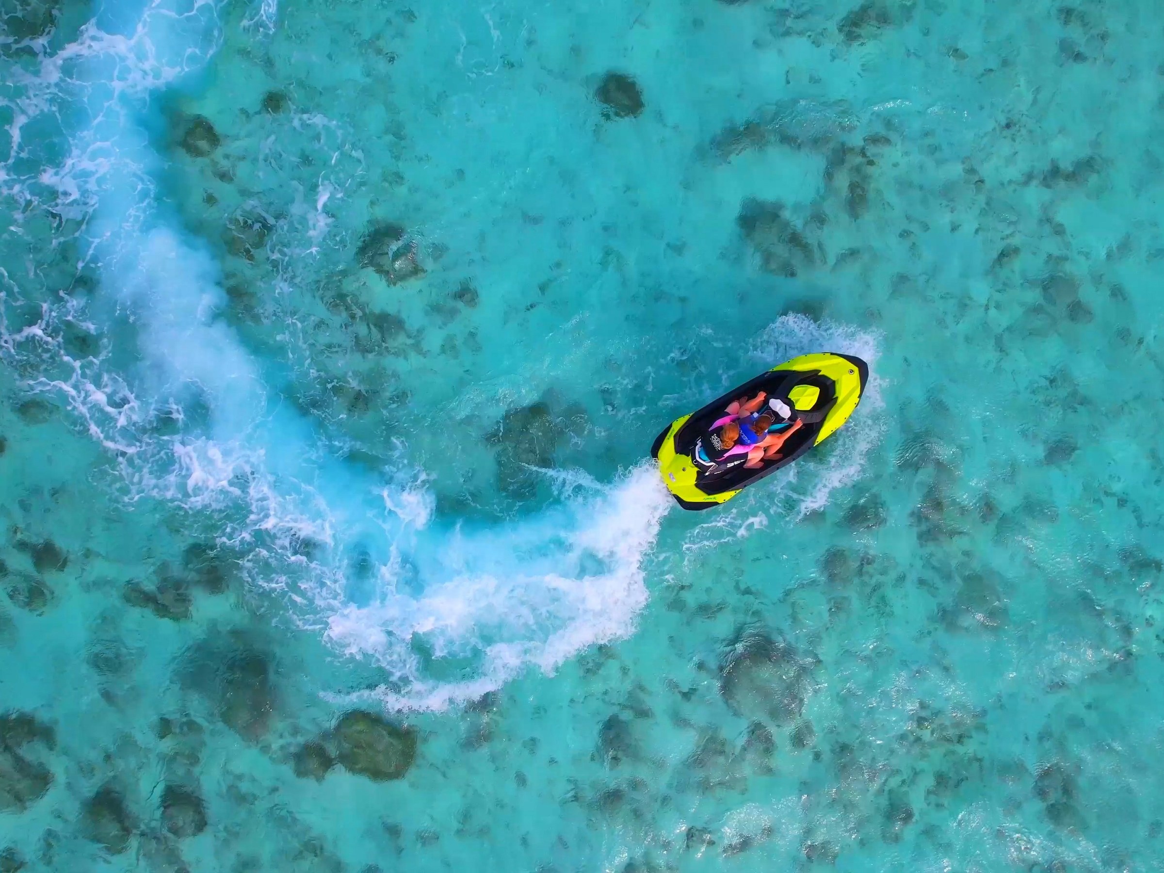 a person swimming in a pool of water